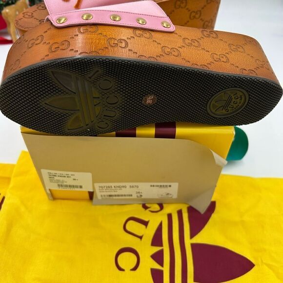 Women’s Gucci X Adidas, leather mules size 38.5 made in Italy - Picture 8 of 10